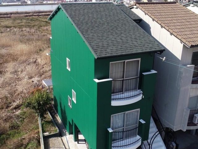 明石市で屋根葺き替えを実施した3階建て住宅